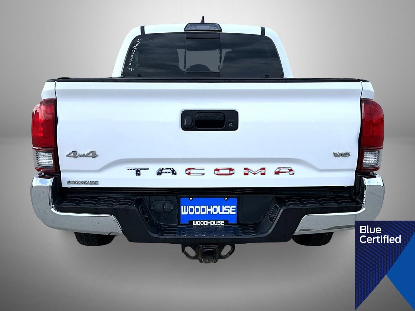 Used 2019 Toyota Tacoma SR5 AWD/4WD image 6