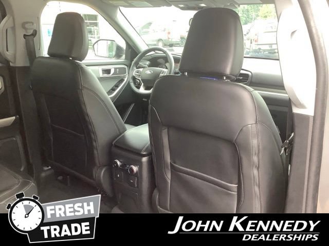 Certified 2023 Ford Explorer XLT w/ Equipment Group 202A AWD/4WD image 28
