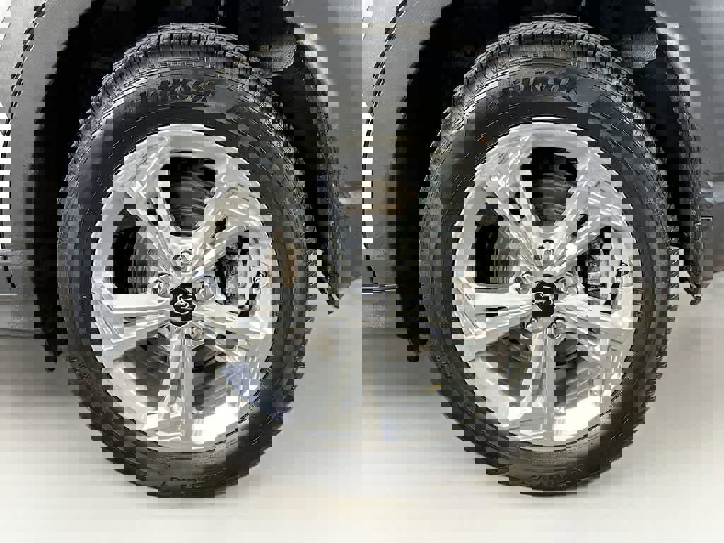 Used 2022 Hyundai Kona SEL w/ Cargo Package image 11