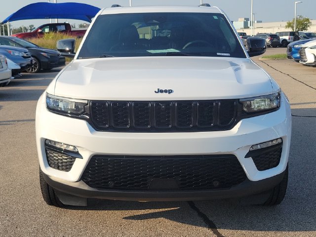 Used 2025 Jeep Grand Cherokee Limited w/ Luxury Tech Group II AWD/4WD image 7