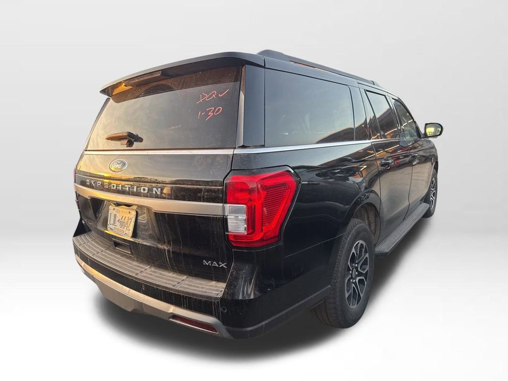 Certified 2024 Ford Expedition Max XLT image 3