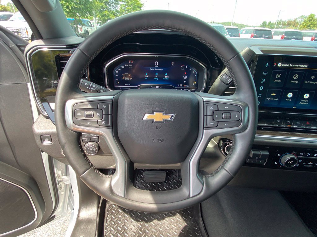 Used 2025 Chevrolet Silverado 2500 LT w/ All Star Edition AWD/4WD image 13
