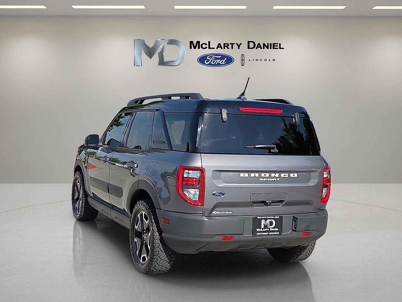 Certified 2022 Ford Bronco Sport Outer Banks w/ Tech Package AWD/4WD image 3