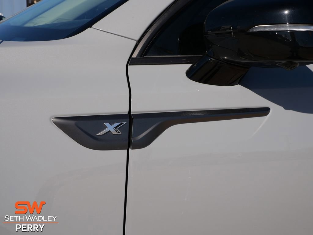 Used 2023 Kia Sorento SX Prestige image 12