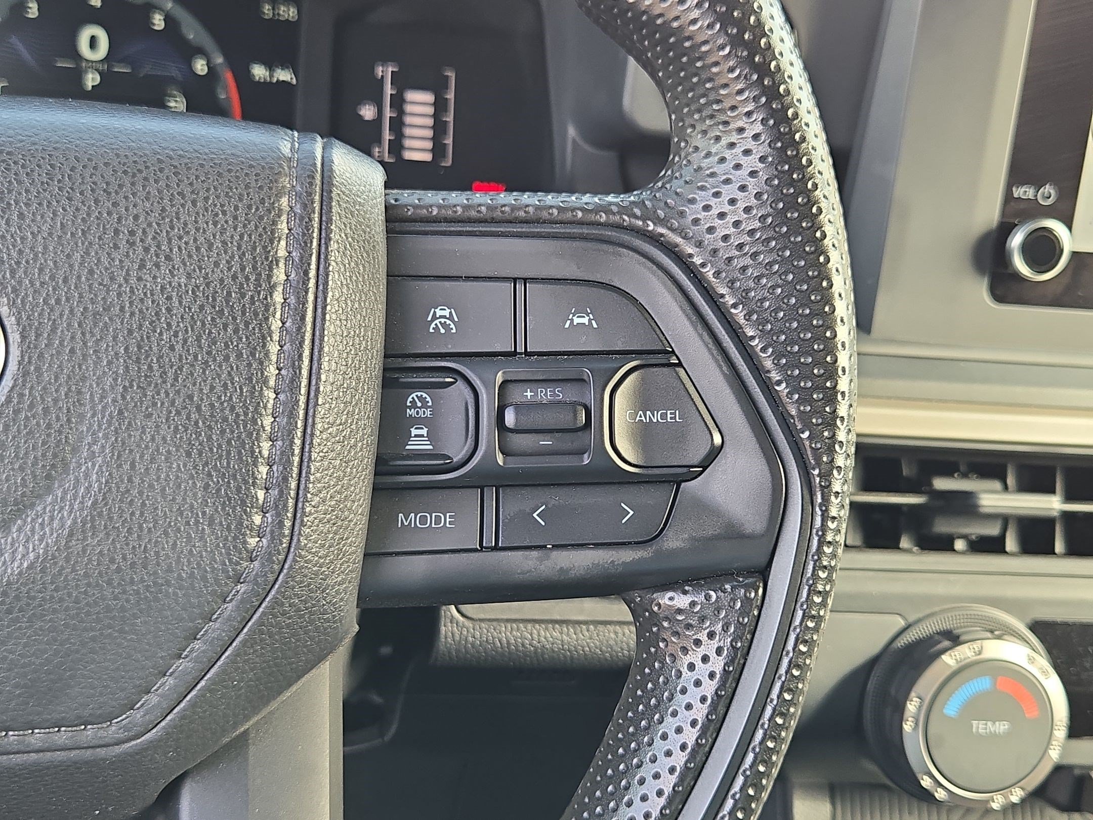 Used 2025 Toyota Tacoma SR AWD/4WD image 20