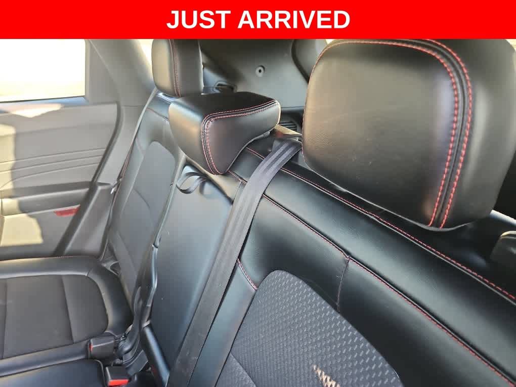 Certified 2024 Ford Escape ST-Line FWD image 12