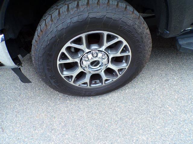 Certified 2022 Ford F350 Lariat w/ Lariat Ultimate Package AWD/4WD image 4