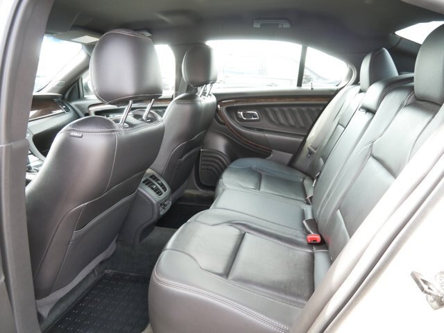 Certified 2018 Ford Taurus Limited FWD image 12