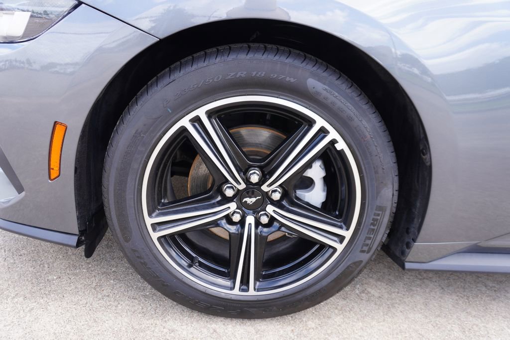 Certified 2025 Ford Mustang Coupe RWD image 23