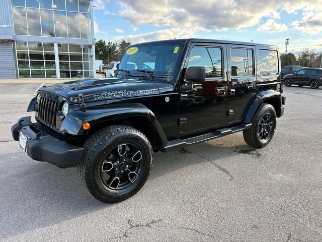 Used 2017 Jeep Wrangler Unlimited Sahara AWD/4WD image 6