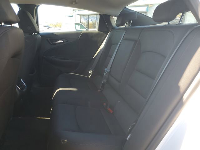 Used 2024 Chevrolet Malibu LT image 11