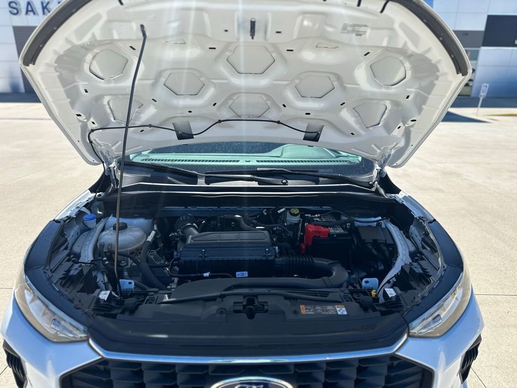 Certified 2025 Ford Escape Active AWD/4WD image 38