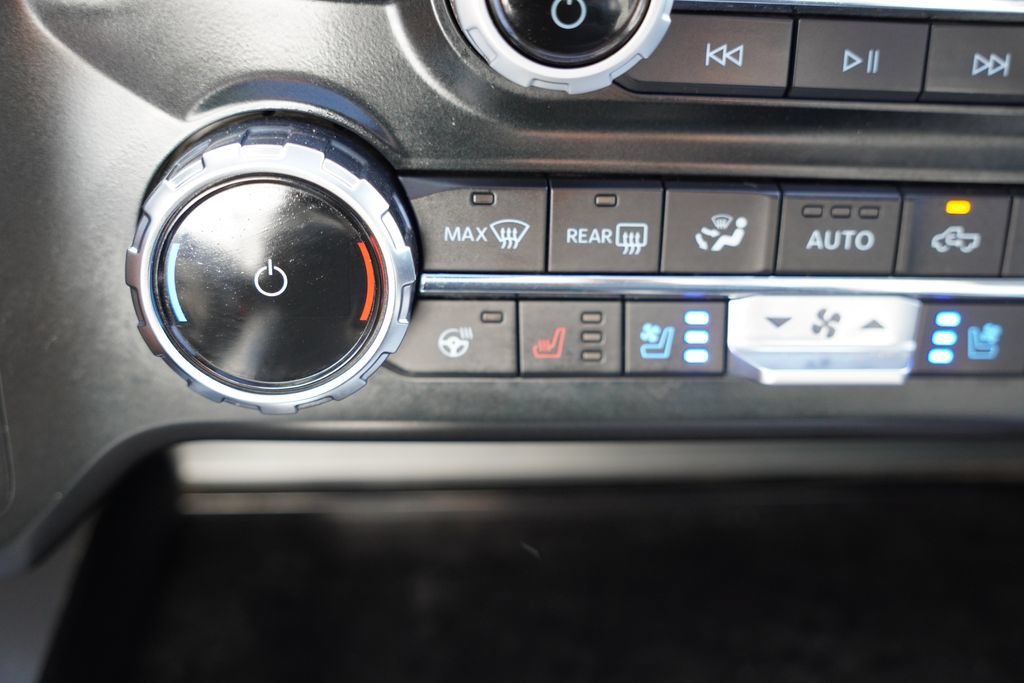 Certified 2023 Ford F350 Lariat w/ Lariat Ultimate Package AWD/4WD image 31