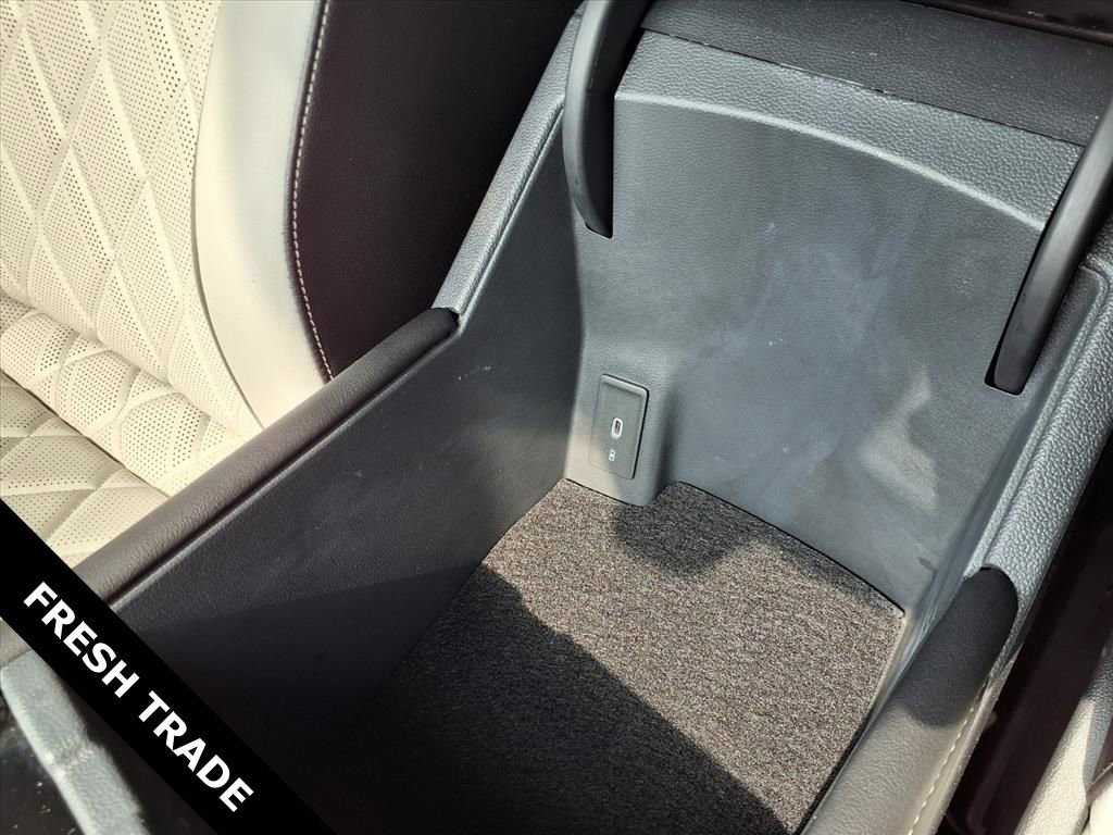 Used 2024 Volkswagen Atlas Cross Sport SEL Premium R-Line AWD/4WD image 13