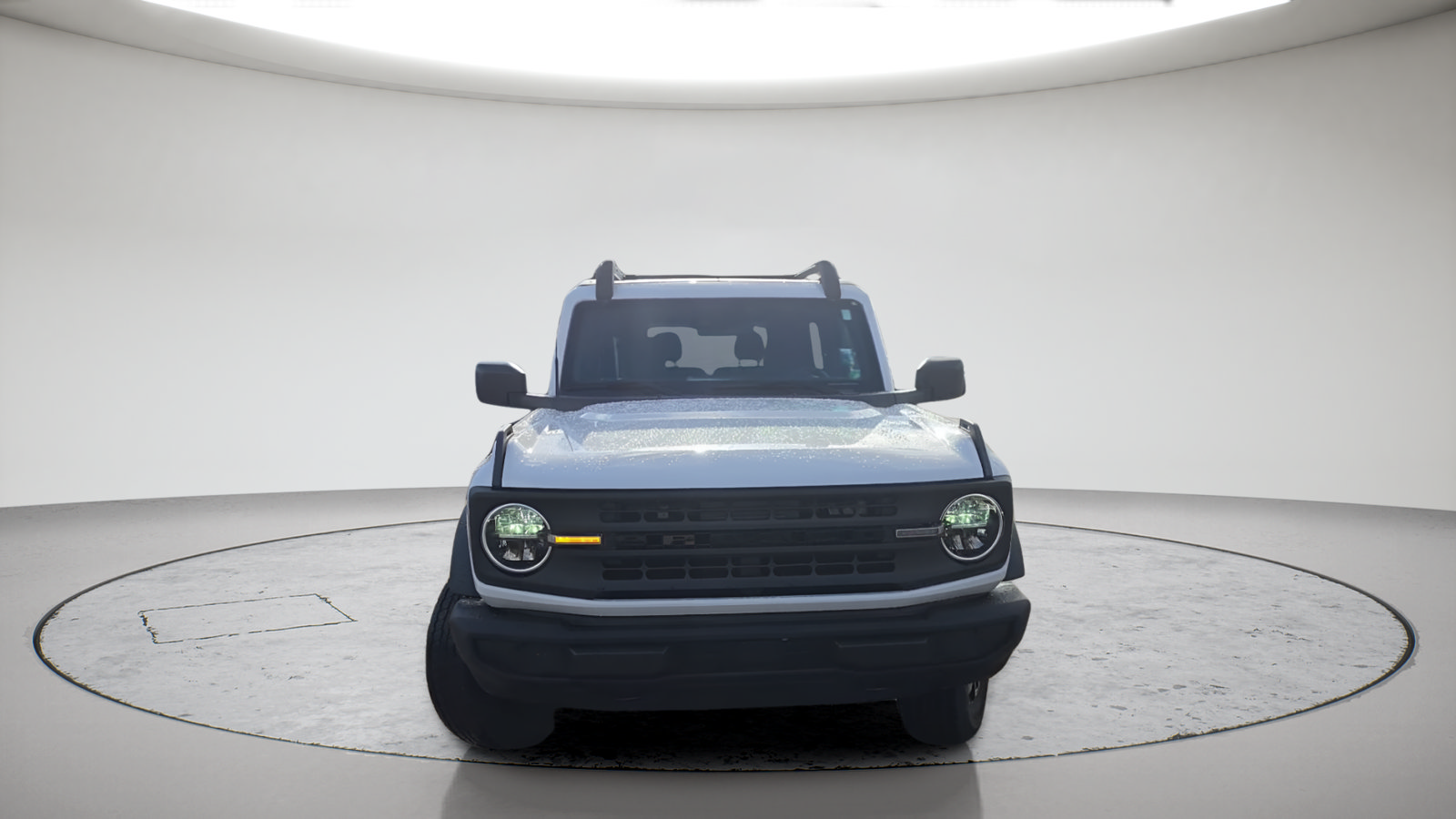 Certified 2022 Ford Bronco 2-Door AWD/4WD image 2