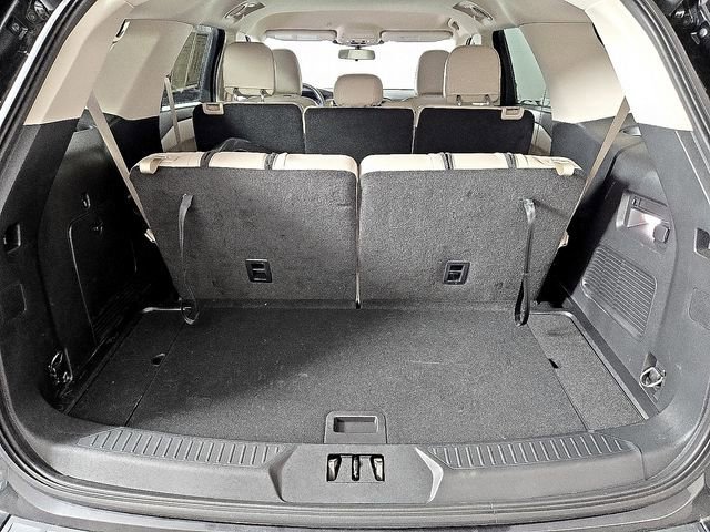 Certified 2023 Ford Explorer XLT w/ Equipment Group 202A image 30