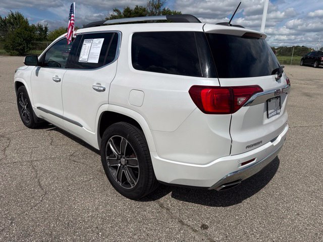 Used 2017 GMC Acadia Denali w/ Technology Package AWD/4WD image 5