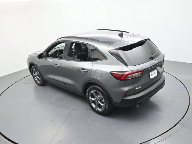 Certified 2025 Ford Escape ST-Line FWD image 42