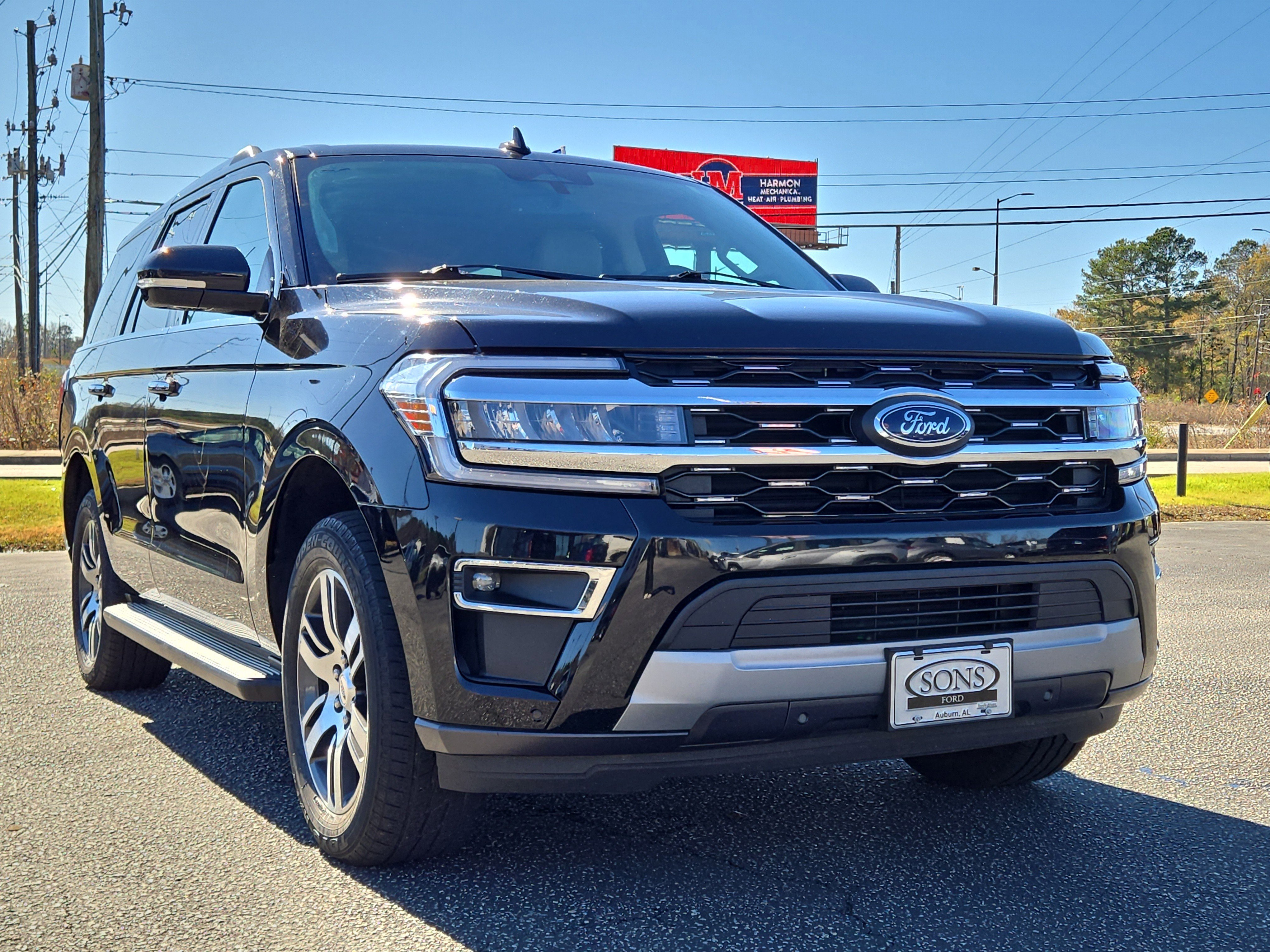 Certified 2024 Ford Expedition Limited image 2