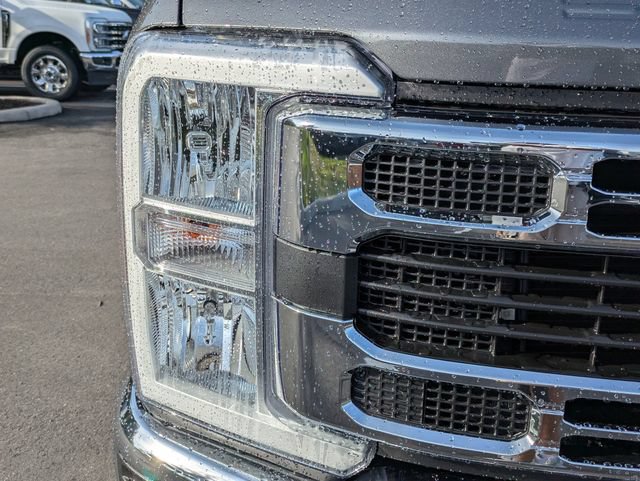 Certified 2026 Ford F250 XLT w/ FX4 Off-Road Package AWD/4WD image 9
