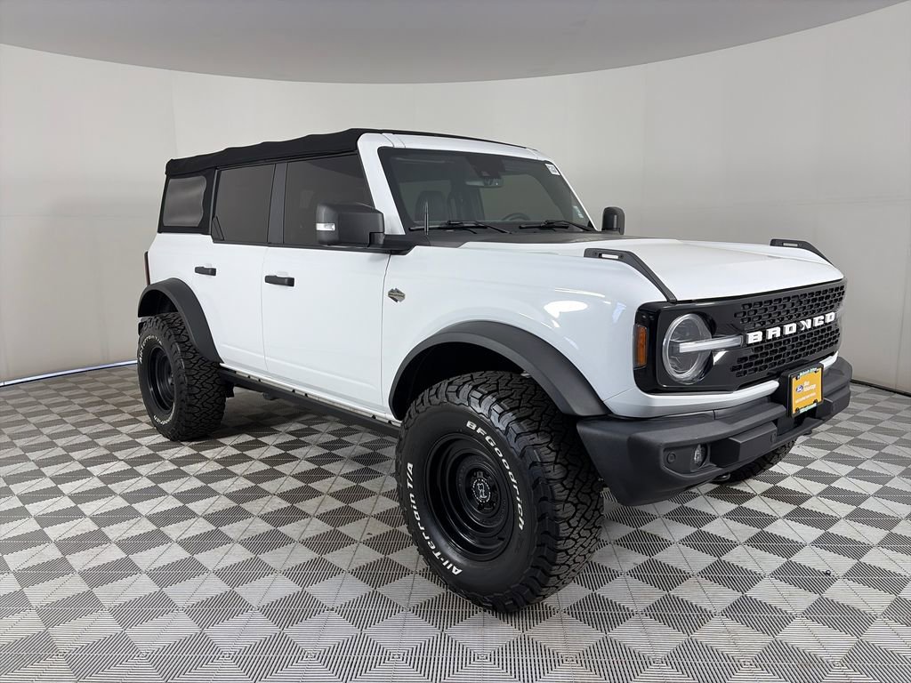 Certified 2022 Ford Bronco Wildtrak AWD/4WD image 1