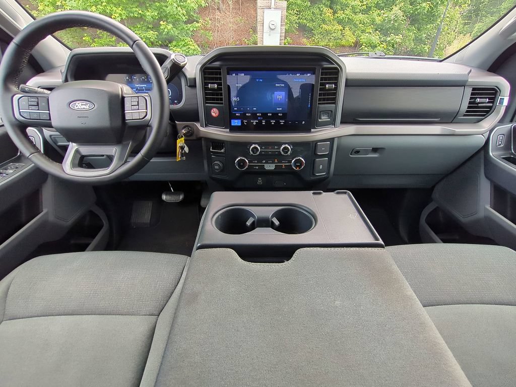 Certified 2025 Ford F150 XLT w/ Equipment Group 301A Standard RWD image 18