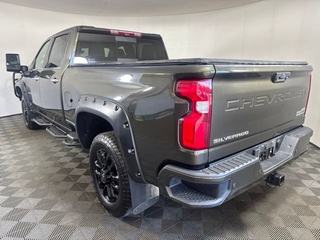 Used 2023 Chevrolet Silverado 3500 High Country w/ Z71 Off-Road Package AWD/4WD image 4