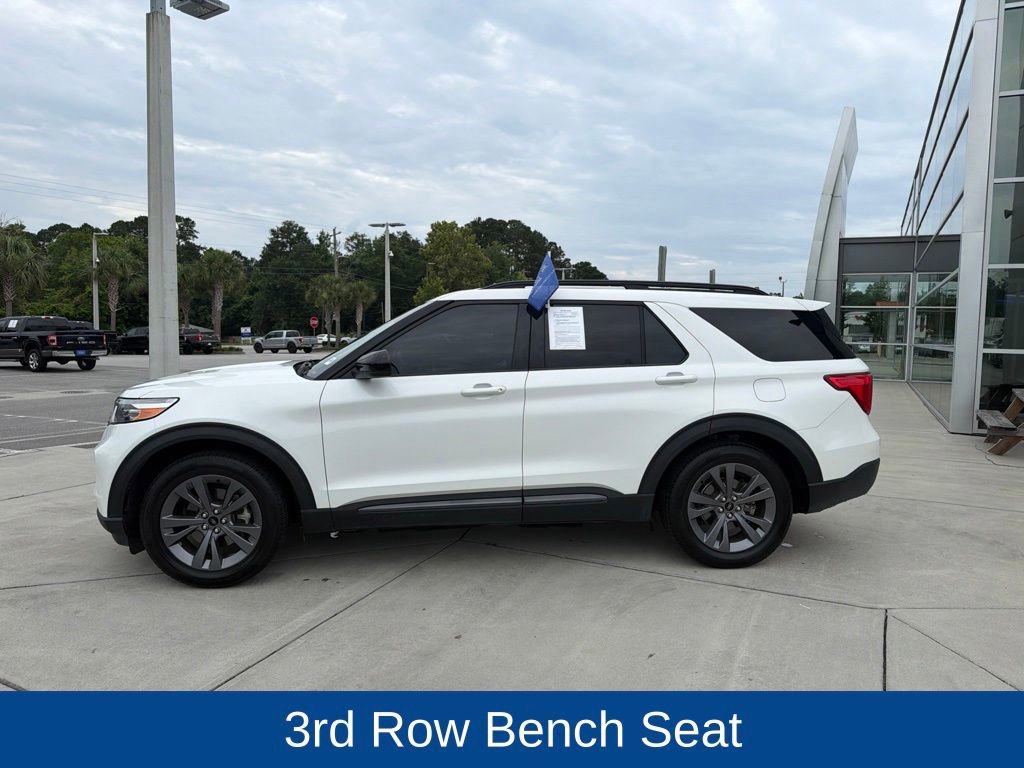 Certified 2023 Ford Explorer XLT w/ Equipment Group 202A RWD image 4