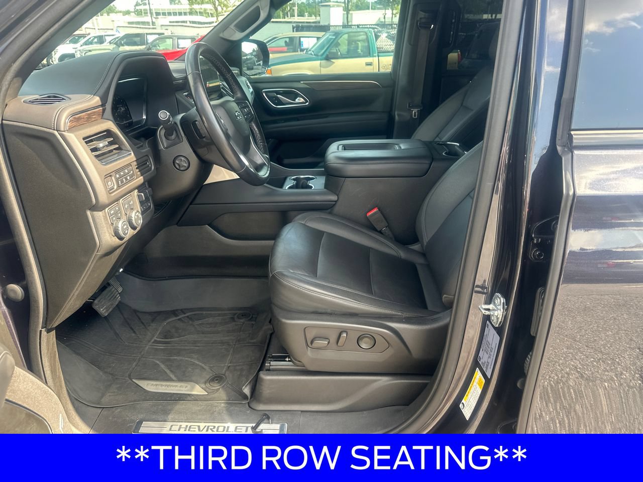 Used 2022 Chevrolet Tahoe Z71 w/ Z71 Off-Road Package AWD/4WD image 10