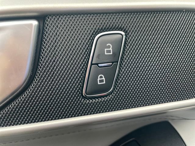 Certified 2023 Ford Explorer XLT w/ Equipment Group 202A image 18