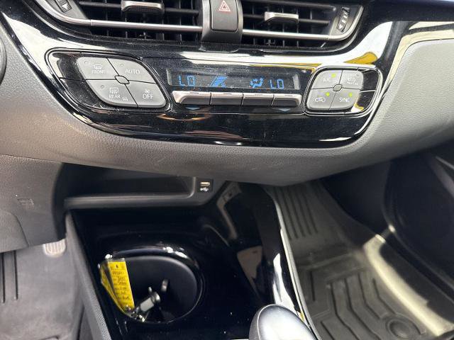 Used 2022 Toyota C-HR XLE FWD image 14