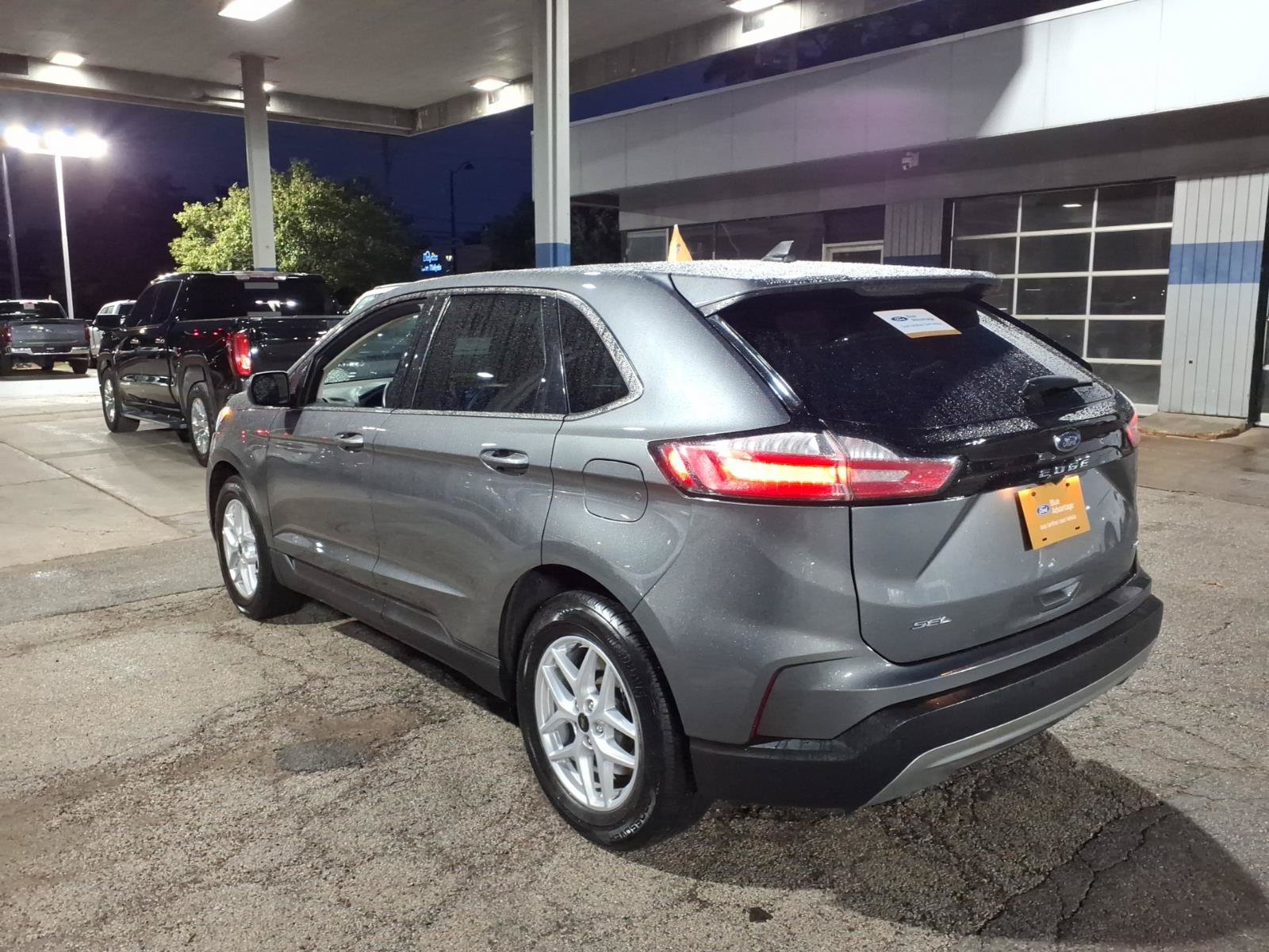 Certified 2024 Ford Edge SEL AWD/4WD image 5