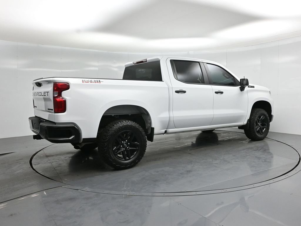 Used 2024 Chevrolet Silverado 1500 Custom Trail Boss w/ LPO, Dark Essentials Package image 14