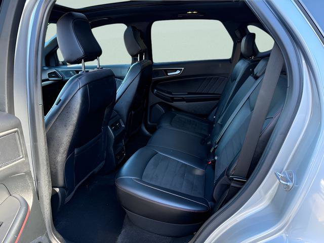 Certified 2022 Ford Edge ST-Line AWD/4WD image 4