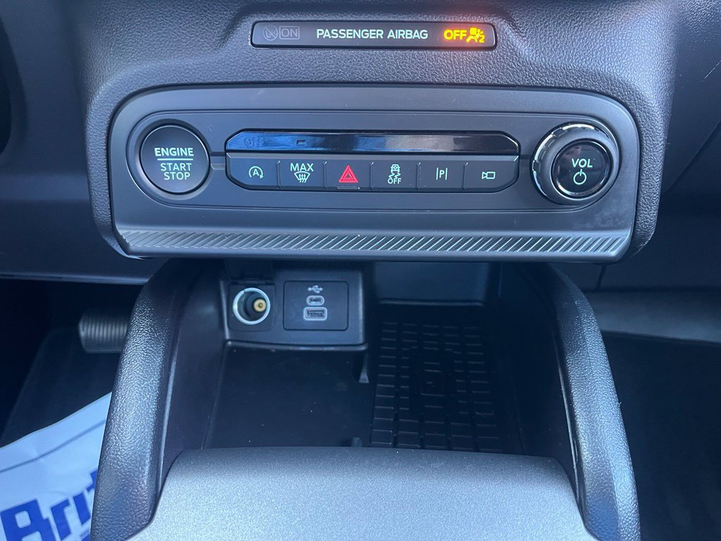 Certified 2025 Ford Bronco Sport Outer Banks w/ Outer Banks Tech Package+ AWD/4WD image 34