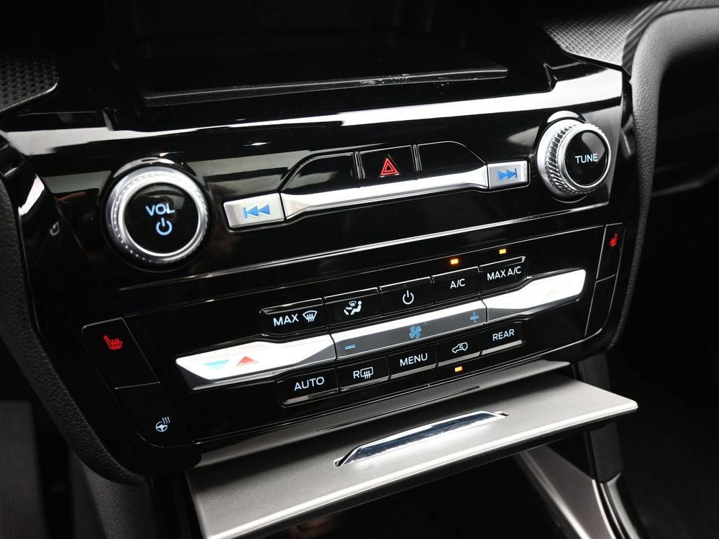 Certified 2022 Ford Explorer ST w/ ST Street Pack image 43