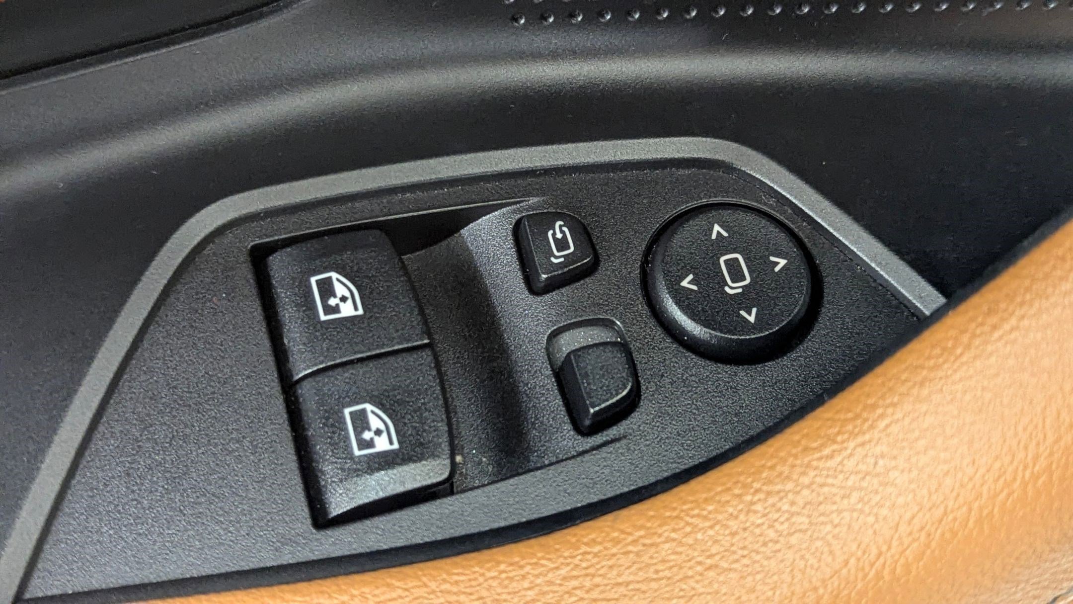 Used 2023 BMW 230i xDrive Coupe image 20