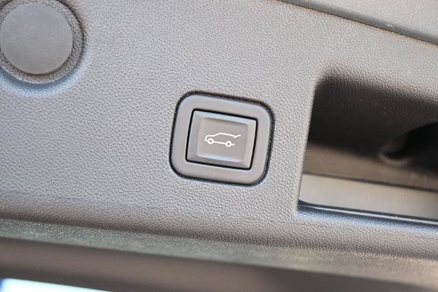 Used 2023 Chevrolet Equinox LT w/ Driver Convenience Package AWD/4WD image 13
