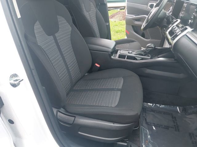 Used 2021 Kia Sorento LX image 10
