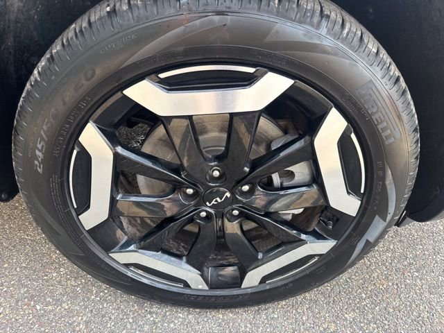 Used 2025 Kia Telluride S AWD/4WD image 13