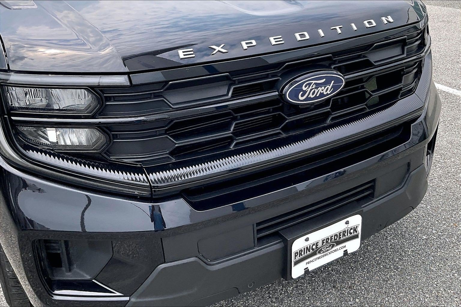 Certified 2025 Ford Expedition Active RWD image 29