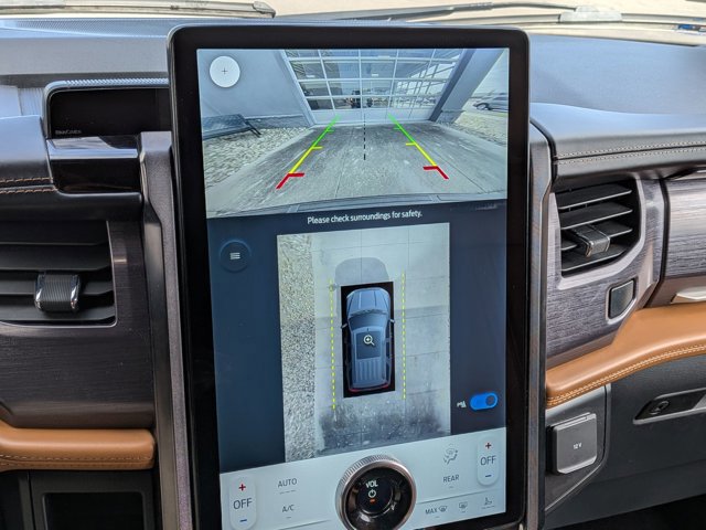 Certified 2022 Ford Expedition Platinum image 26