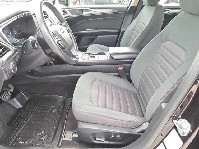 Certified 2020 Ford Fusion SE image 17