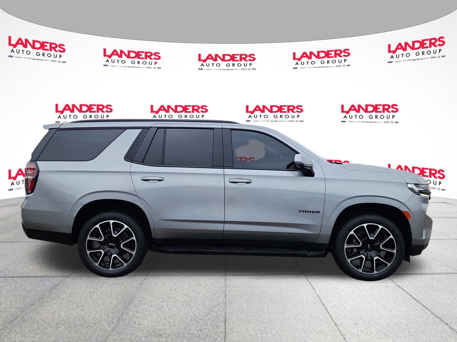 Used 2023 Chevrolet Tahoe RST w/ Luxury Package image 2