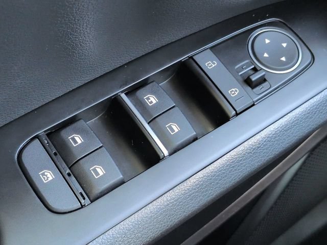 Used 2025 Kia Soul S FWD image 23