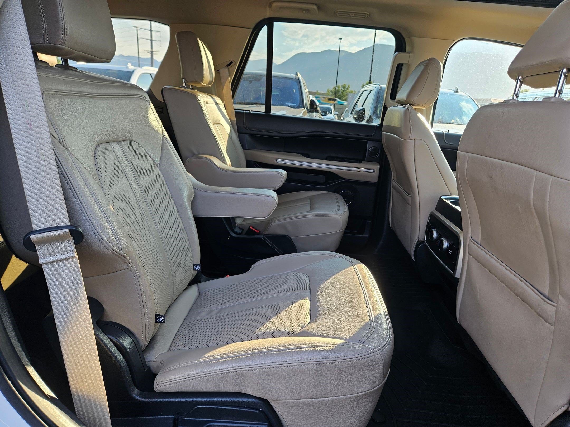 Certified 2023 Ford Expedition Limited AWD/4WD image 33