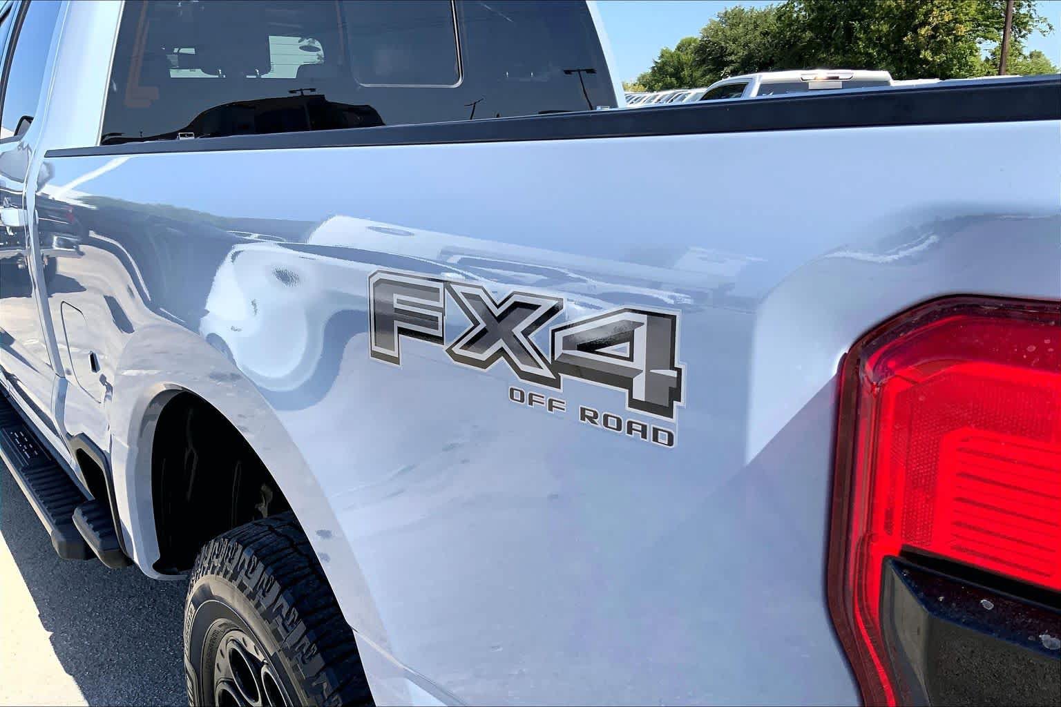 Certified 2024 Ford F250 4x4 Crew Cab Super Duty image 10