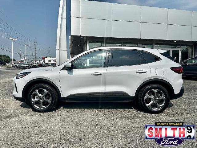 Certified 2025 Ford Escape ST-Line Select AWD/4WD image 10