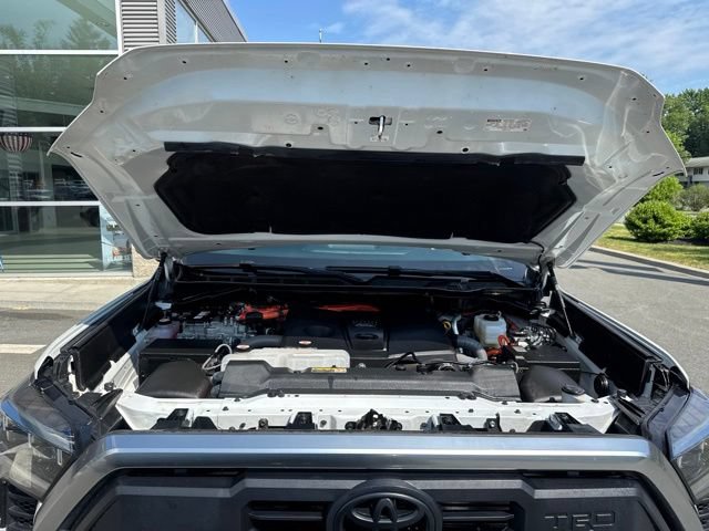 Used 2023 Toyota Tundra Limited w/ TRD Off-Road Package AWD/4WD image 17