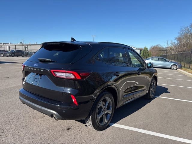 Certified 2023 Ford Escape ST-Line w/ Tech Pack #1 image 4